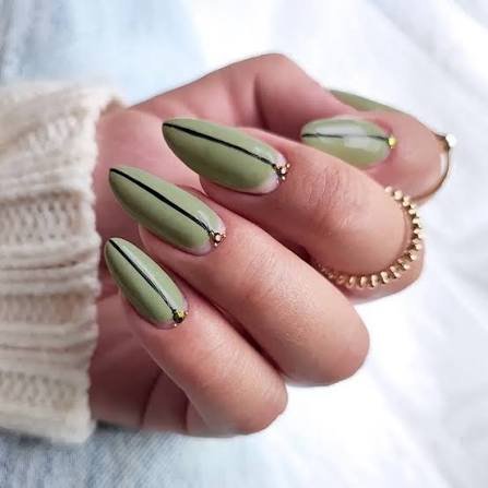 green fall nails