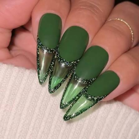 green fall nails