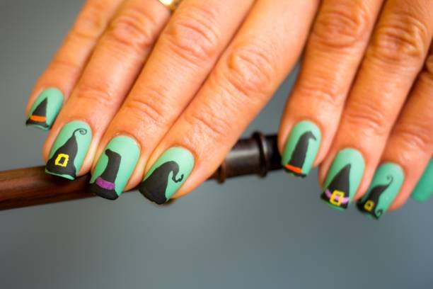 25 Fall Halloween Nails inspiration for October