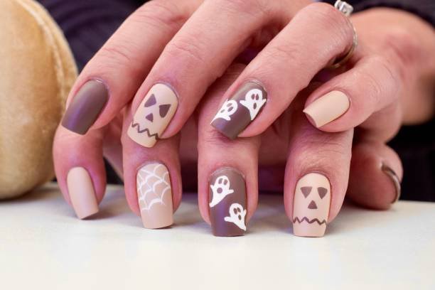 Tips for maintaining a fall Halloween manicure